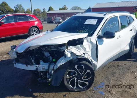 2024 Chevrolet Trax 2Rs из США, поврежденный, VIN KL77LJE23RC158492